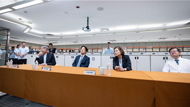 賴清德總統22日參訪林口長庚紀念醫院節能永續創新成果(總統府提供)