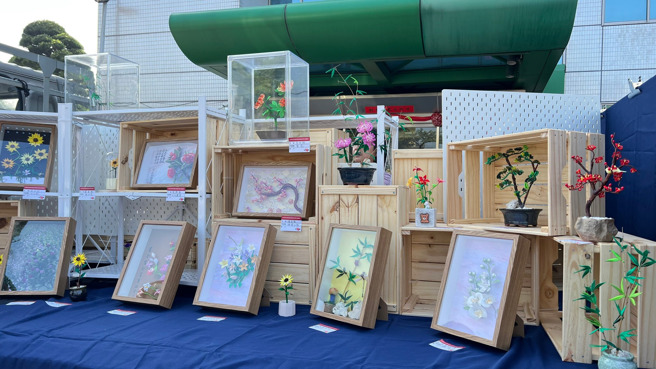 缠花作品近照。（顶新和德文教基金会提供）