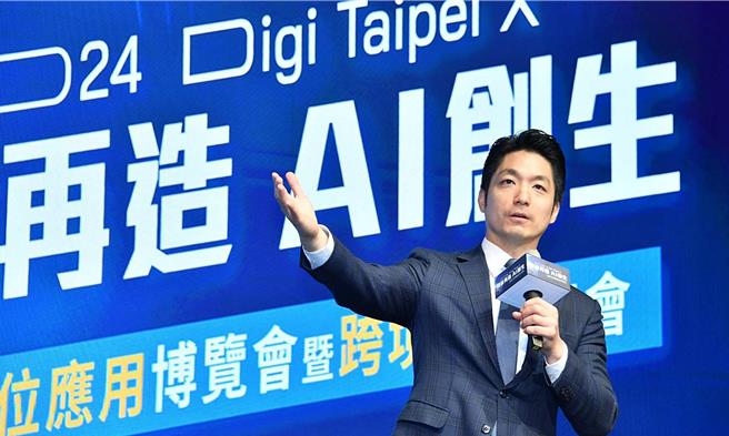 针对资收关怀计画，洪申翰隔空杠上北市府，蒋万安22日于市政会议中，肯定环保局长徐世勲勇于扛责论述清楚、为政策辩护。（台北市政府提供／丁上程台北传真）