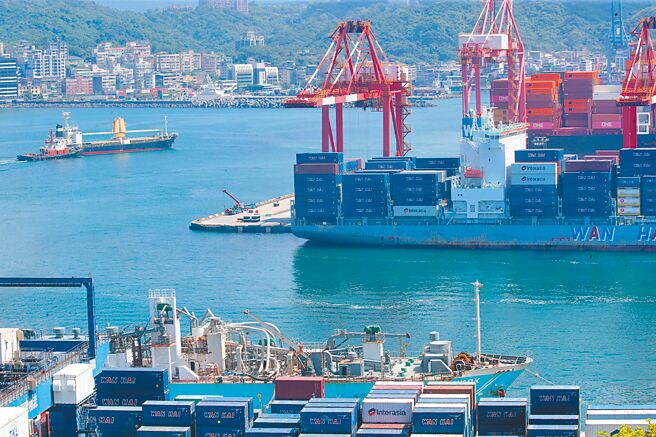 受惠人工智慧、高效能运算及云端产业等商机持续拓展，据经济部统计处统计，9月外销订单537.9亿美元，年增4.6％，连七月正成长。图／本报资料照片