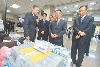 「絕版名錶」重覆擺3次？ 粉專曝打詐可疑照   警揭真相回應了