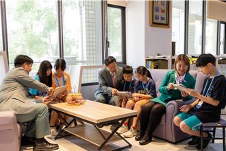 玉山推動數位閱讀 第3座「數位愛的書庫」落腳桃園