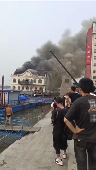 哈爾濱公安局前副局長涉黑被查 其妻飯店突起火引關注