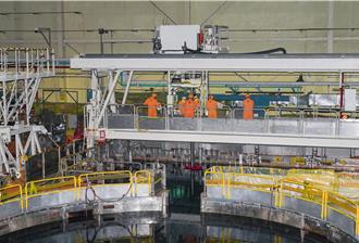 核一廢燃料棒首束移「乾貯場」新家 下步拿出爐心724束