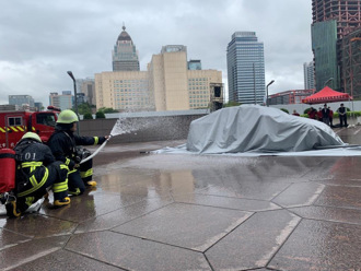 電動車失火怎麼辦？ 北市消防針對特性進行安全訓練