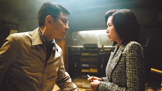 莫文蔚演到崩潰 劉德華抱抱送暖