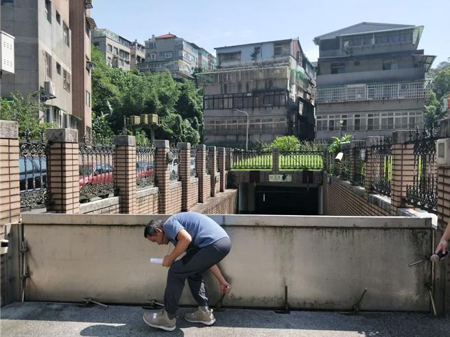 輕度颱風潭美於22日凌晨2時生成，受東北季風及颱風外圍環流影響，預計於今（23）日至25日開始會有顯著的降雨，北市水利處呼籲，市民提前做好防災準備。(台北市水利處提供)