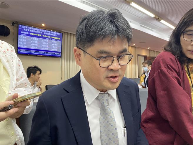 交通部鐵道局長楊正君。（陳祐誠攝）