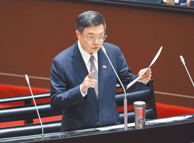 閣揆卓榮泰22日表示，編列預算要按照憲法、預算法、財政紀律法精神，被質疑誰才違法？（示意圖／資料照／姚志平攝）