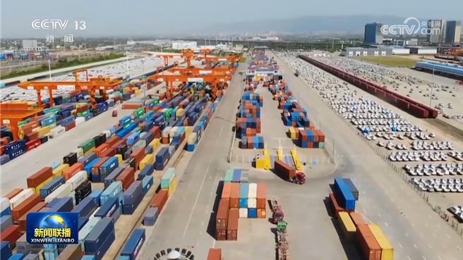 陆多领域高品质发展经济回升向好基础巩固动能增强。（大陆央视）