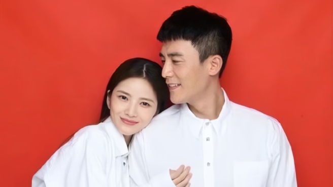 男星杜淳和妻子王灿。(图／翻摄自王灿 微博)