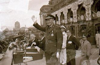 海納百川》國民黨人不該遺忘蔣介石（朱駿）