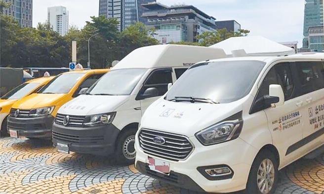 行政院会今日院会讨论通过《货物税条例》第12条修正草案，延长购买復康巴士及载运轮椅使用者车辆免徵货物税期间5年。（本报资料照片）