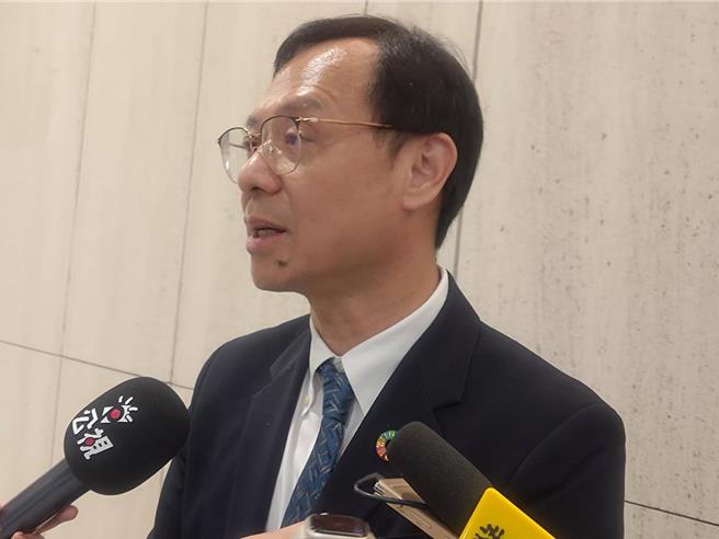 健保署長石崇良今天受訪表示，CT、MRI等檢查檢驗項目，如有不必要、費用過度成長情形，將考慮納入下一階段部分負擔調整。（王家瑜攝）