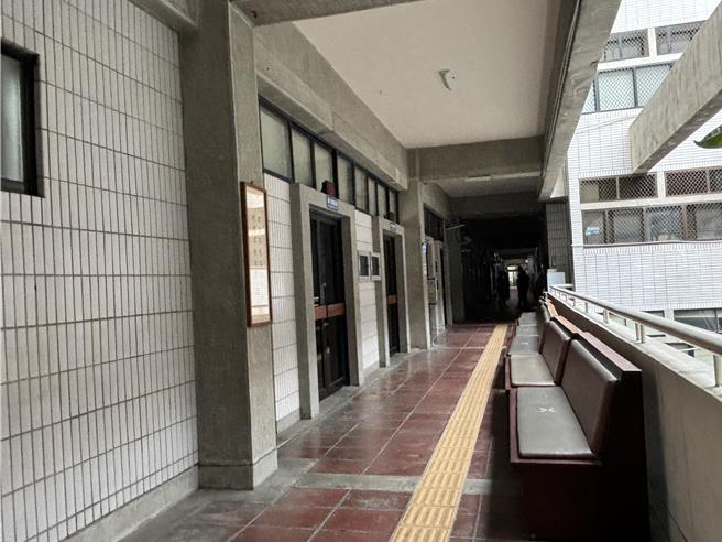 台中林姓警員因受理案件和民眾起衝突脫口罵對方三字經，台中地院合議庭認為，爭端係民眾引發，林員以負面語言予以回擊，尚屬一般人常見反應，應從寬容忍，改判林員無罪。（資料照片）