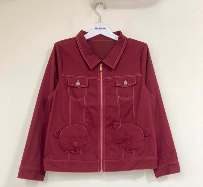 宏匯广场MA‧TSU MI熊口袋夹克，特价1490元，原价4580元。（宏匯广场提供）