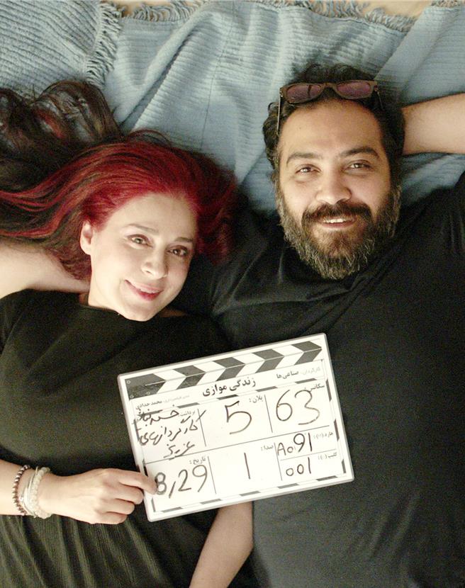 伊朗导演夫妻檔在抗议活动时秘密拍摄，遭政府软禁至今。（海鹏影业提供）