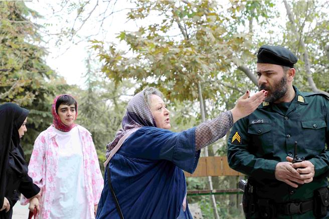 《我最喜欢的蛋糕》展现伊朗女性真实形象。（海鹏影业提供）