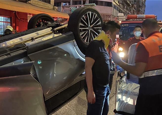 檢察官透過視訊偵訊，訊後諭令請回，警方不須派員在醫院戒護。（民眾提供）