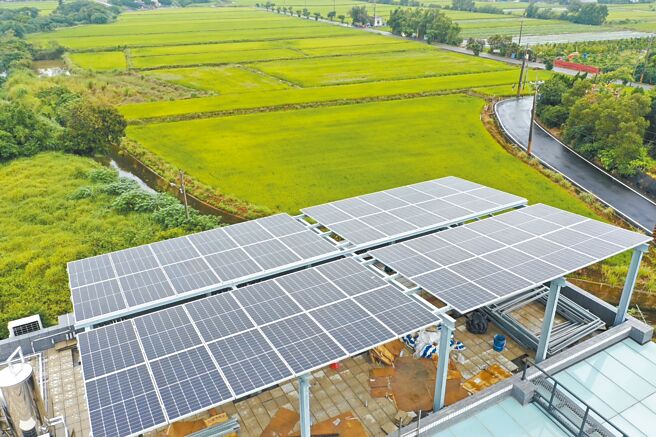 天晴能源为客户建置的太阳光电系统。图／业者提供