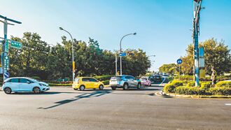 国道1号新竹路段智慧交控 省18％时间