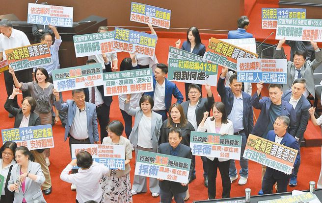 立法院長韓國瑜24日第三度為總預算卡關召集朝野協商，對於關鍵的禁伐補償爭議繼續協商。（本報資料照片）