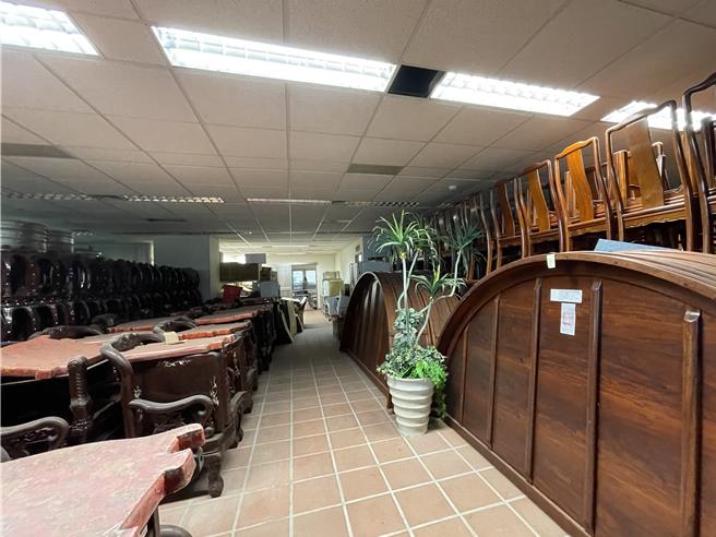 士林分署将拍卖红富海诈骗案查扣的淡水商办。（士林分署提供）