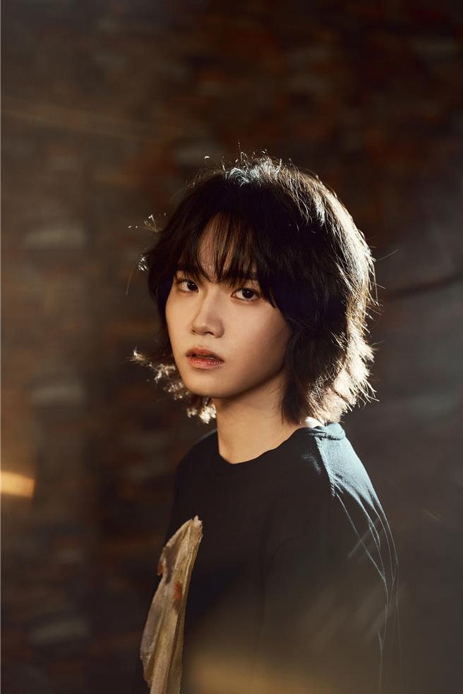 持修為了新專輯變髮。（EMI提供）