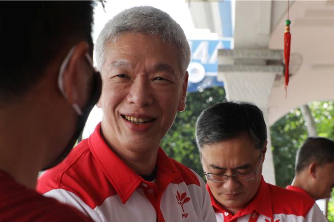 在李光耀2015年去世后，李显扬与在本月去世的姊姊李玮玲，一直就李显龙如何处理李光耀遗留的故居意见分歧。（路透社）