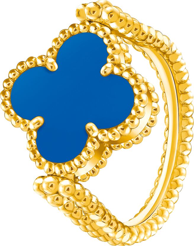 梵克雅宝全新Vintage Alhambra双面戒指，20万2000元。（Van Cleef & Arpels提供）