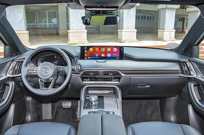 座艙設計著重日式和諧元素。（陳大任攝）