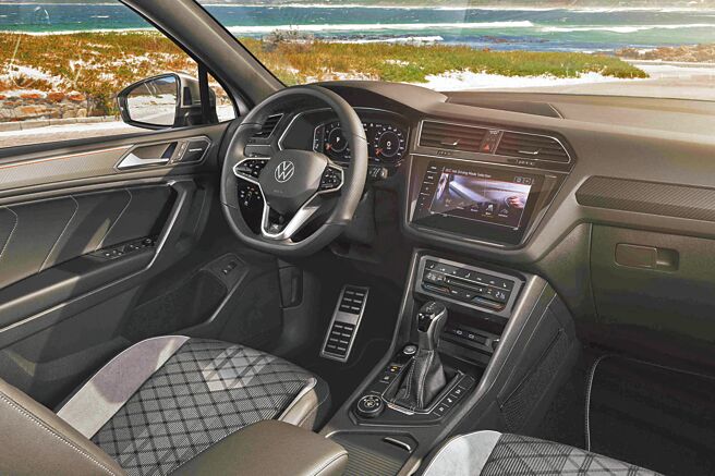 儀表控台採數位化座艙設計。（台灣福斯提供）