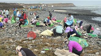 澎湖秋季淨灘 湖西鄉龍門海岸清運逾8千公斤垃圾