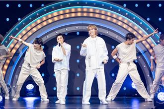 w-inds.来台开唱大跳「23蹲」离场前亏粉丝：初恋要回家的反应？