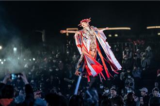 舞浪快閃  澎湖鹹水煙藝術季劃下句點