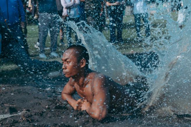  学员挺进「天堂路」，依令执行多项高难度动作。（记者陈怡璇摄）