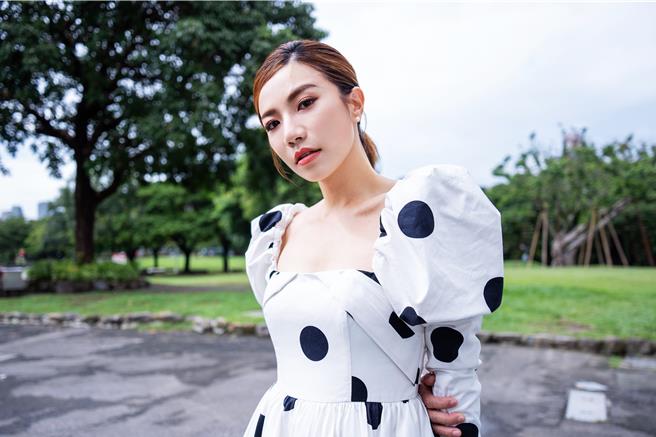 江老师深受喜爱。（罗永铭摄）