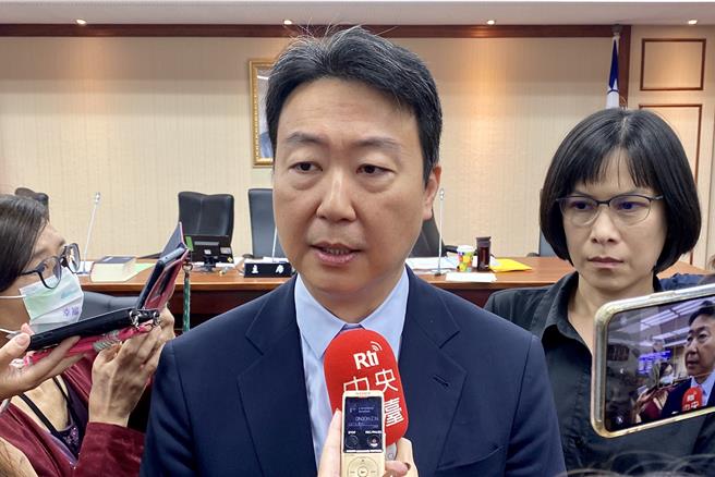 交通部长陈世凯。（本报资料照片）