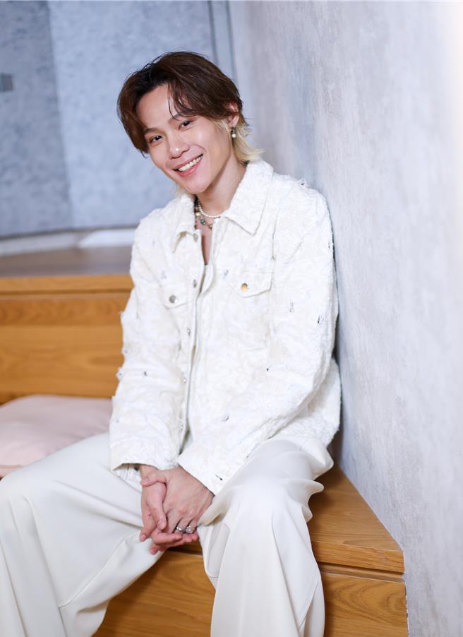  吴献推出新专辑《Good Enough》获好评。（陈俊吉摄）