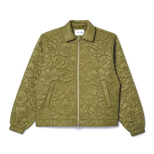 LACOSTE卡其绿满版印花外套，9980元。（LACOSTE提供）