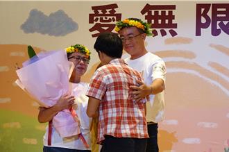 不只是家人更是貴人 屏東寄養家庭用愛成就孩子夢想