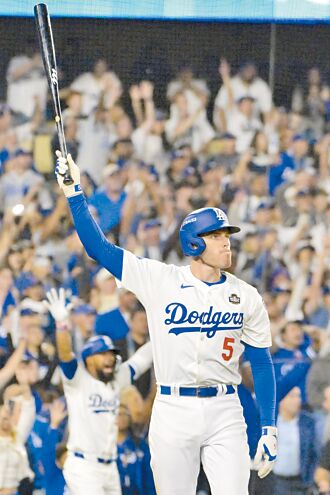 再见满贯轰 道奇攻下首胜