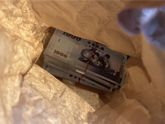 黃姓男子配合警方將計就計，佯裝面交100萬現金，順利逮獲3名車手。（讀者提供／程炳璋台南傳真）