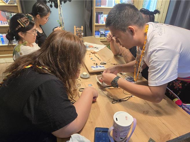 2024「南方草草节」26日起一连2天在台东县太麻里乡金崙村卡拿崙部落热闹展开。（蔡旻妤摄）