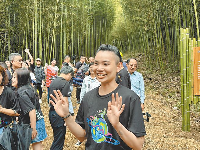 戴資穎原本計畫年底引退，26日戴資穎出席代言活動時說，目前以養傷為主，還沒有其他規畫。（廖姮玥攝）