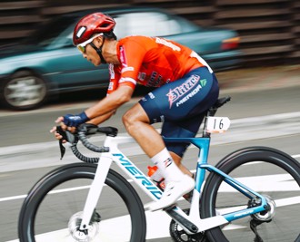 96自由車聯賽》一哥馮俊凱走出韌帶斷裂傷低潮 沒想過退休