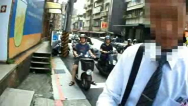 磁能車主嫌吸金上億元，靠假證件逃亡9年最終落網。（翻攝畫面）