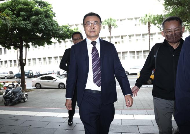 北检以被告身分传唤陈吉仲到案说明。（邓博仁摄）