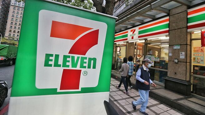 食品族群受惠第四季傳統旺季到來，在餐飲、零售通路等需求擴大下，出貨相對加大，統一（1216）、大成（1210）、卜蜂（1215）、南僑（1702）等業者又有新產線、新投資助拳，近期股價順勢增溫，旺季更旺。圖／本報資料照片