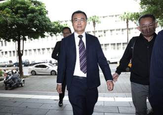 超思案雙標不通緝她？黃揚明揭最可怕1事：已威脅到民主